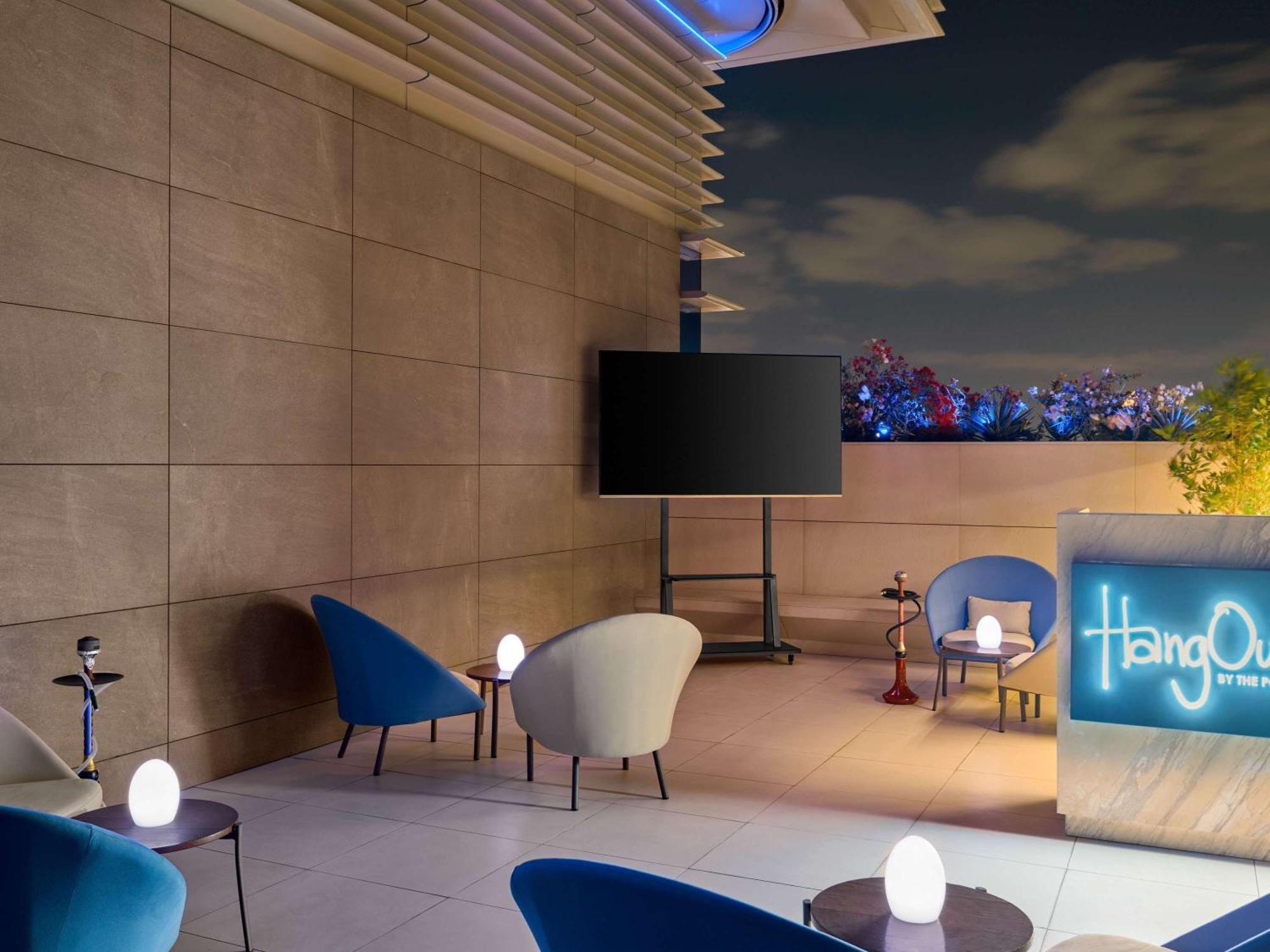 Novotel Bur Dubai - Healthcare City Esterno foto