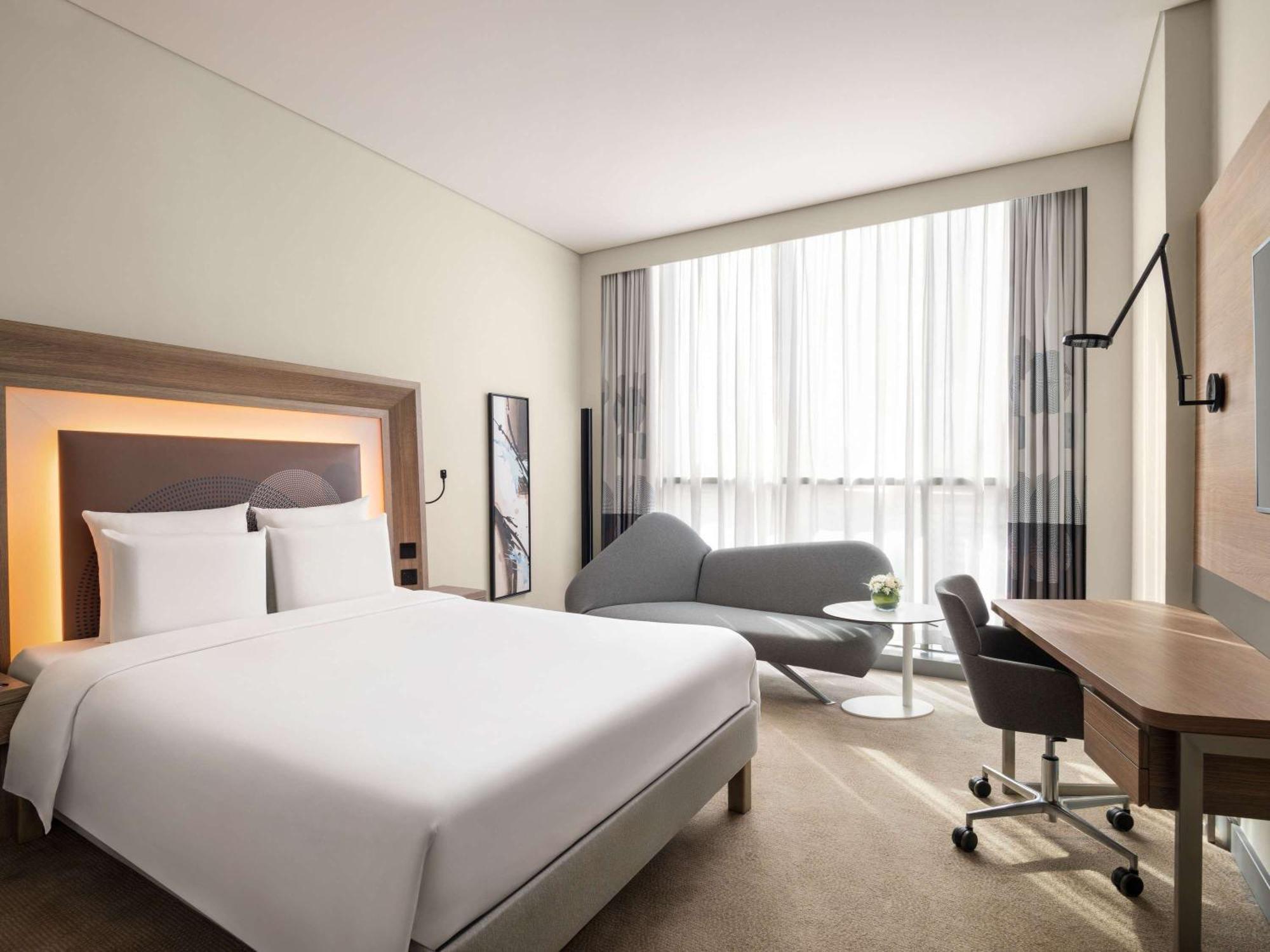 Novotel Bur Dubai - Healthcare City Esterno foto