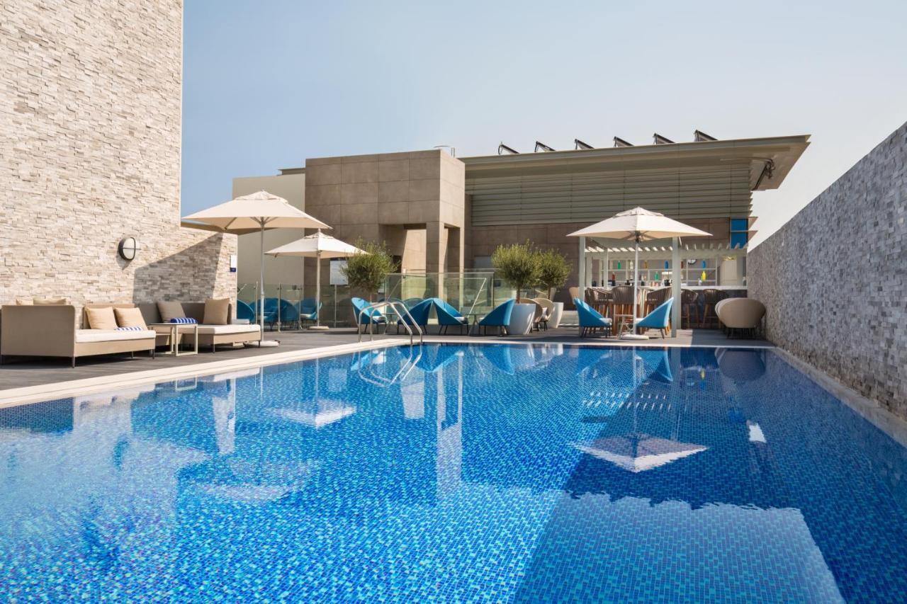 Novotel Bur Dubai - Healthcare City Esterno foto