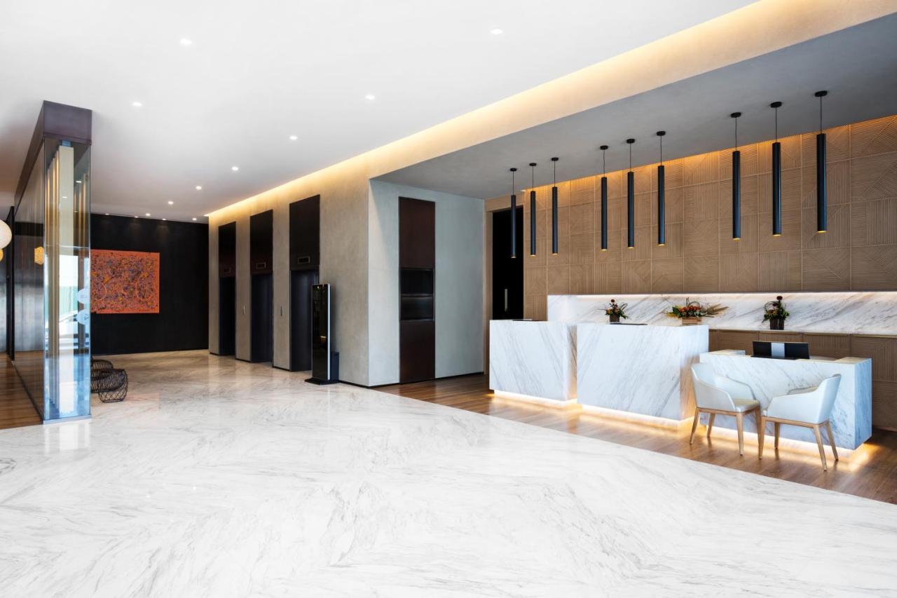 Novotel Bur Dubai - Healthcare City Esterno foto
