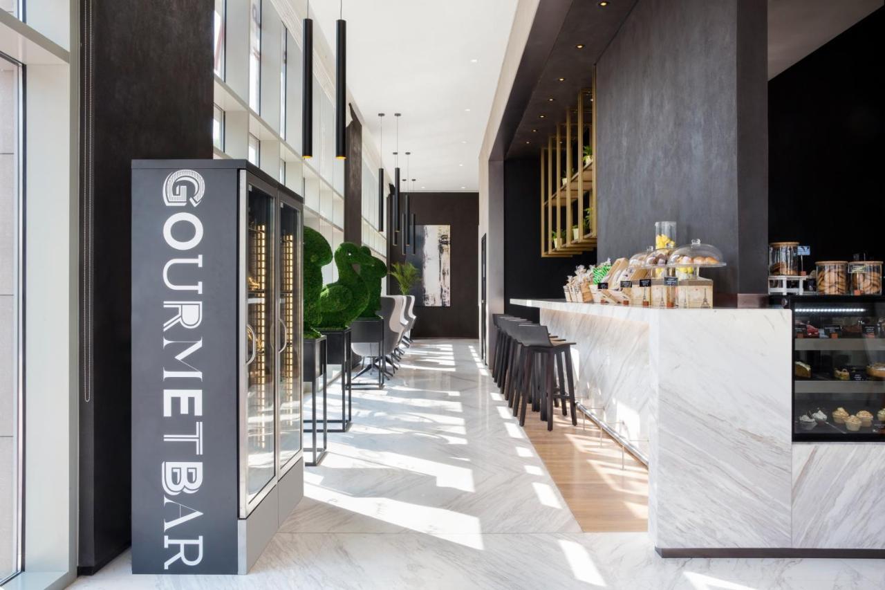 Novotel Bur Dubai - Healthcare City Esterno foto